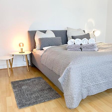 Charmante Ferienwohnung Mit Terrasse Im Herzen Von Norden Exterior photo