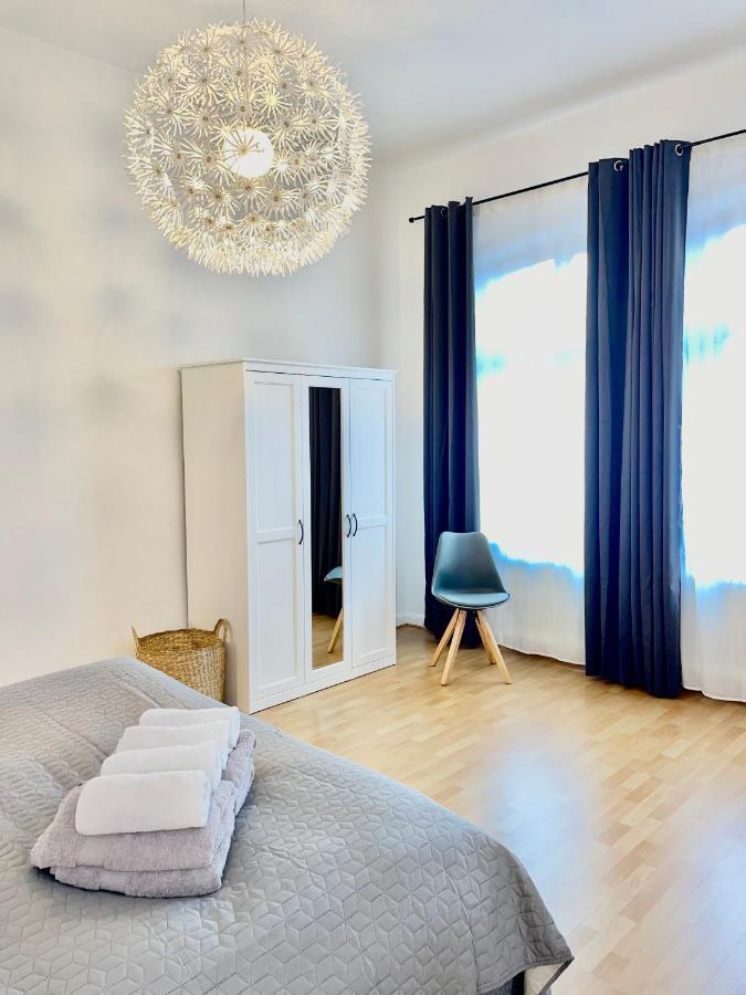 Charmante Ferienwohnung Mit Terrasse Im Herzen Von Norden Exterior photo